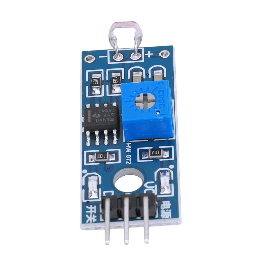 thumbnail image 1 of Módulo LM393 Interruptor de sensor de luz con salida analógica digital para Arduino DIY Kit, 1 of 4