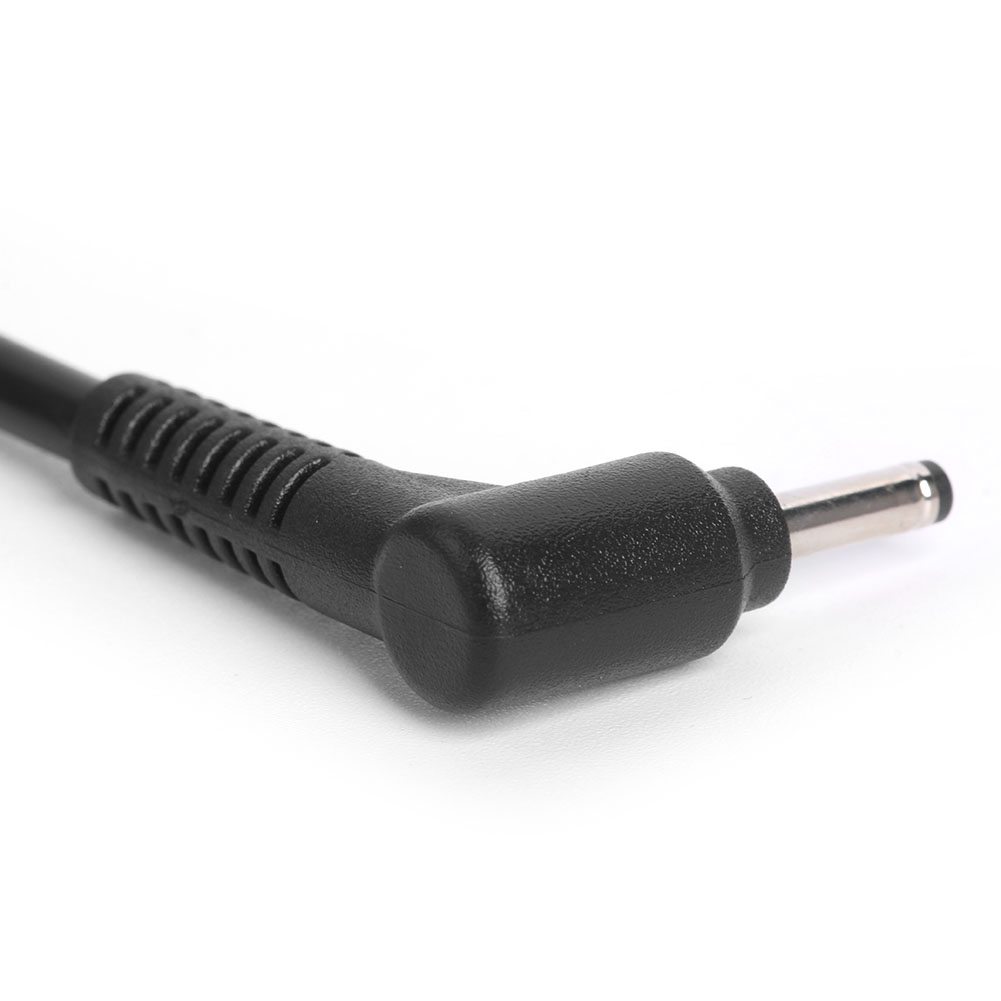 thumbnail image 2 of Adaptador PD USB C a Conector CC de Ángulo Recto para Laptop (3.0x1.1mm), 2 of 7