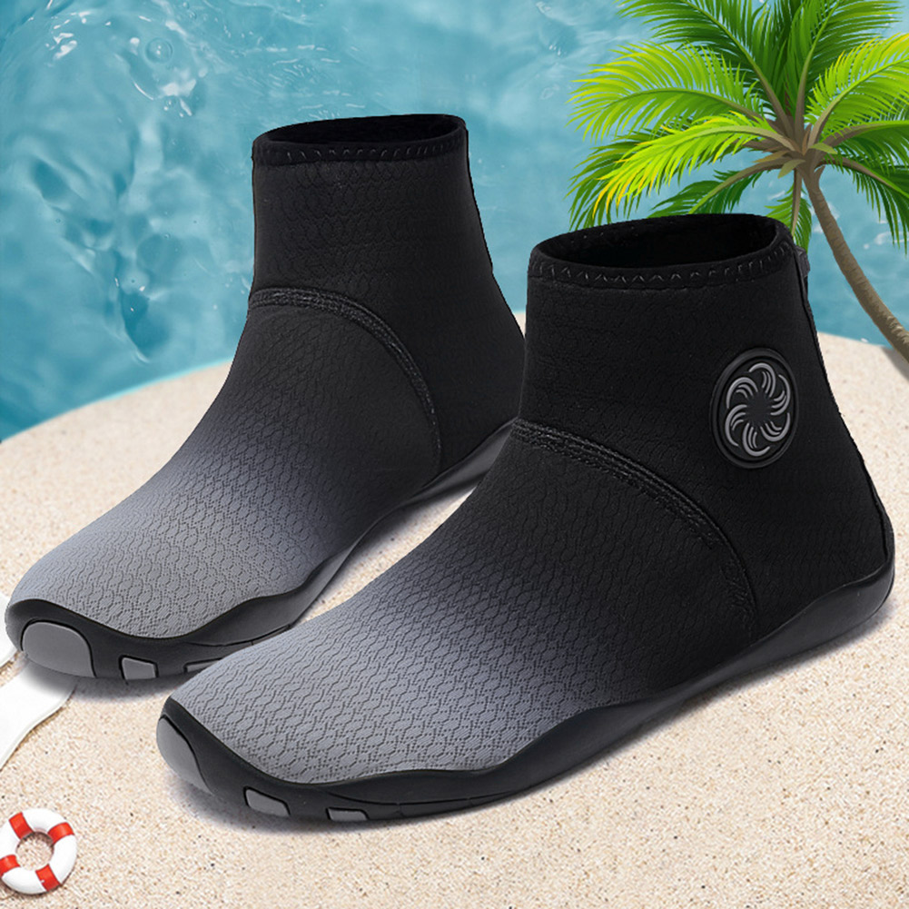 thumbnail image 4 of Zapatos de agua de playa unisex, zapatos descalzos de agua de goma suave para bucear al aire libre, 4 of 9